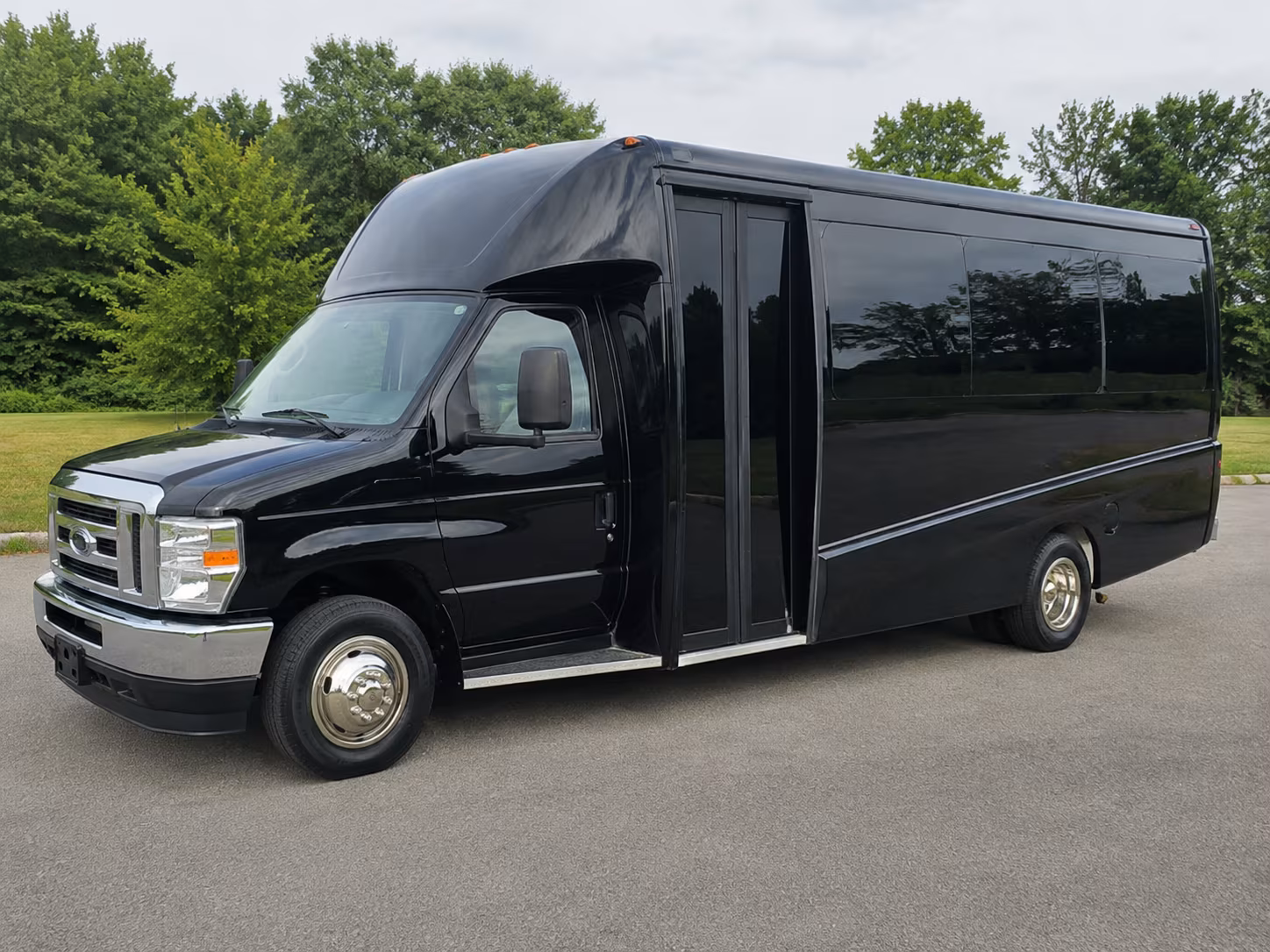 boise efficient corporate bus rentals in boise