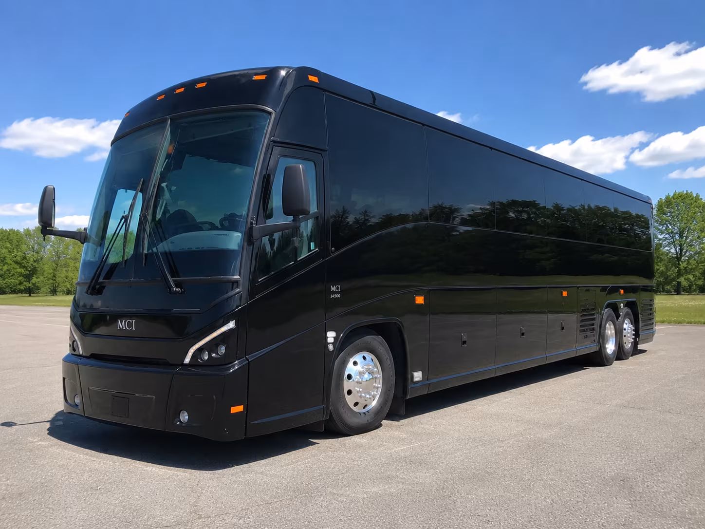 daily commuter shuttles along the yellowstone highway corridor