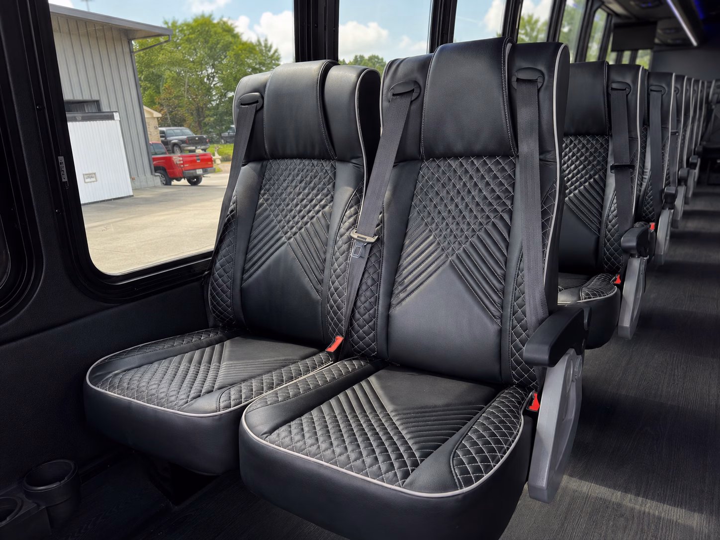 healthcare shift shuttles for eirmc and mountain view hospital teams
