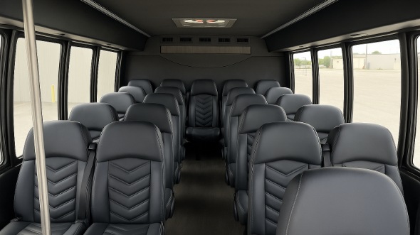 idaho falls 30 passenger minibus rental